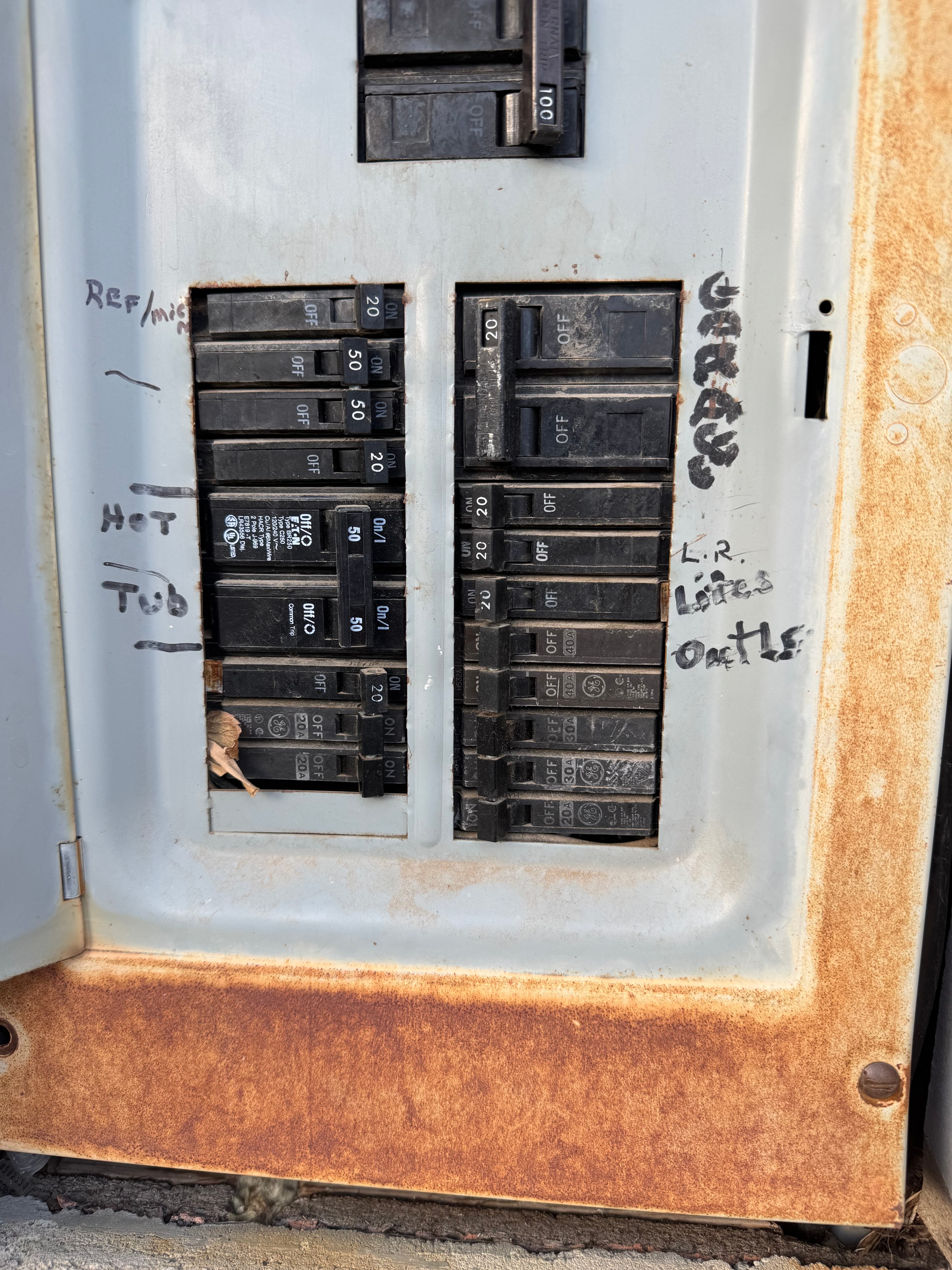 100 Amp to 200 Amp Electrical Service Upgrade existing condition photo 2